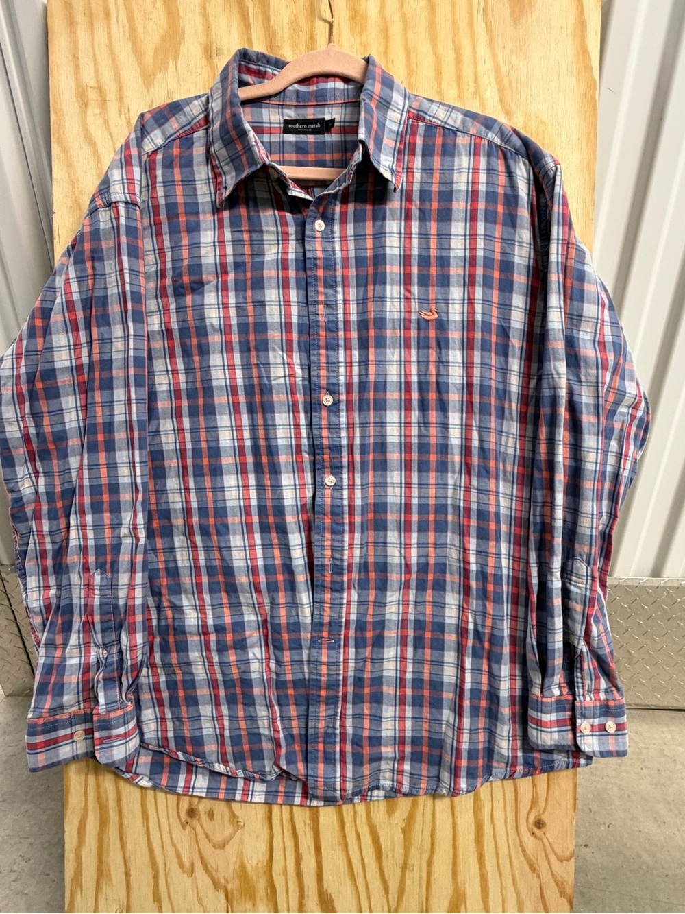 Southern Marsh Men’s Pink & Blue Plaid Button-Down Shirt